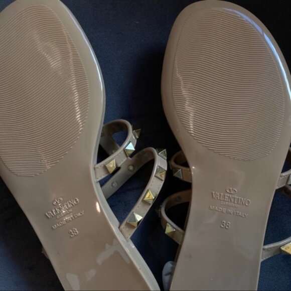 Valentino Garavani Rockstud Jelly Thong Flat Sandals - Picture 3 of 4